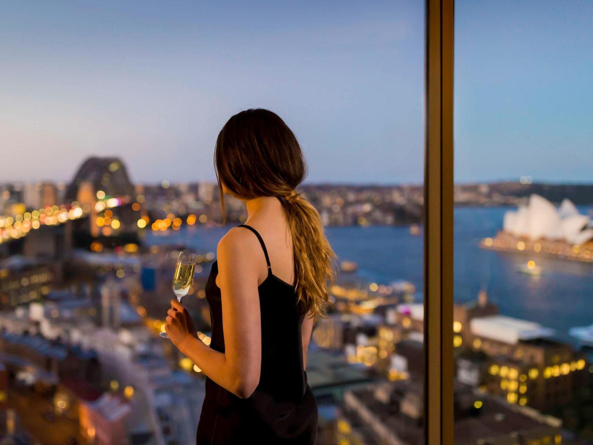 The Sebel Quay West Suites Sydney Bagian luar foto View from a suite