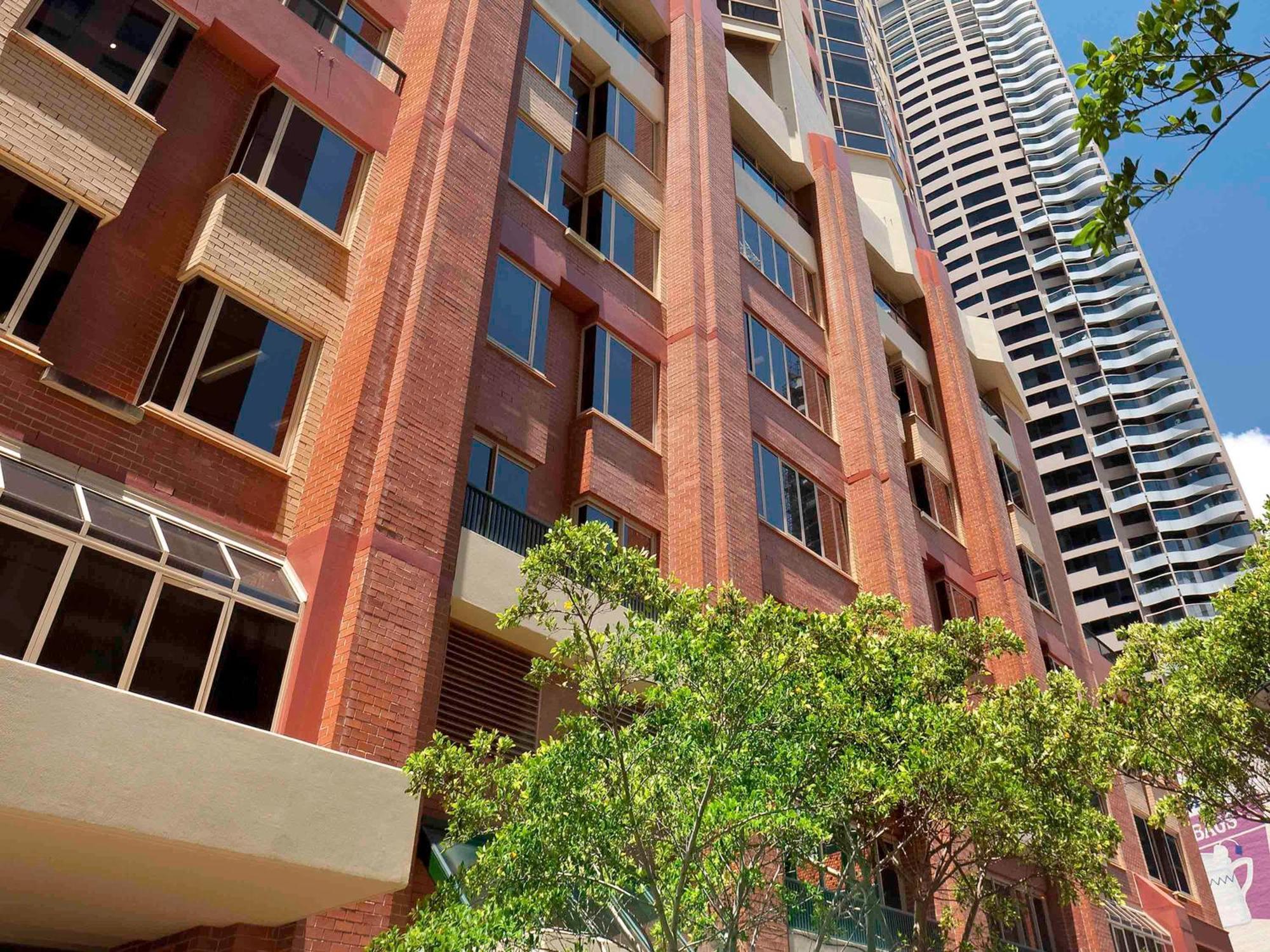 The Sebel Quay West Suites Sydney Bagian luar foto The building's facade